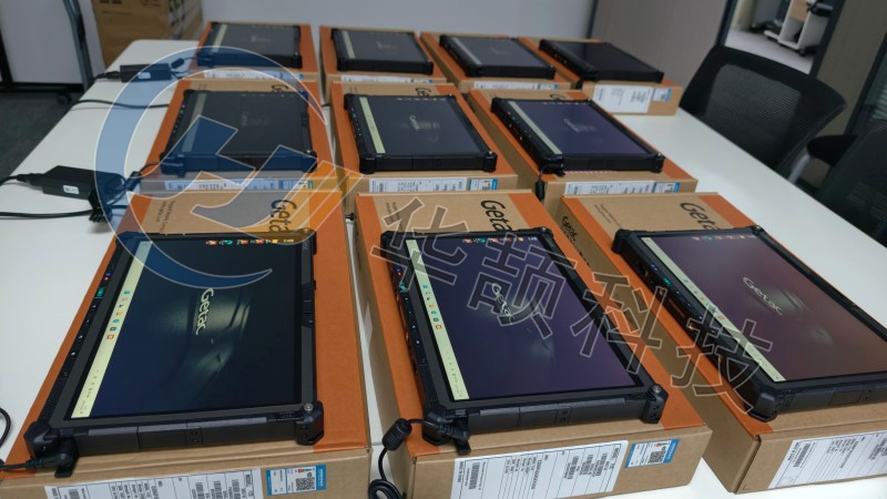 華頡科技作為神基金牌伙伴，率先實現國內首家F120強固型平板首批出貨！