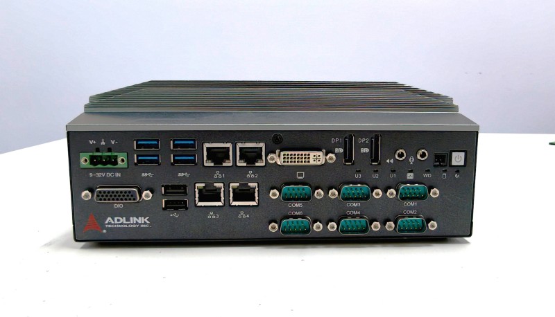 第六代 i3 處理器的寬溫嵌入式無風扇工控機在邊緣計算中表現如何？